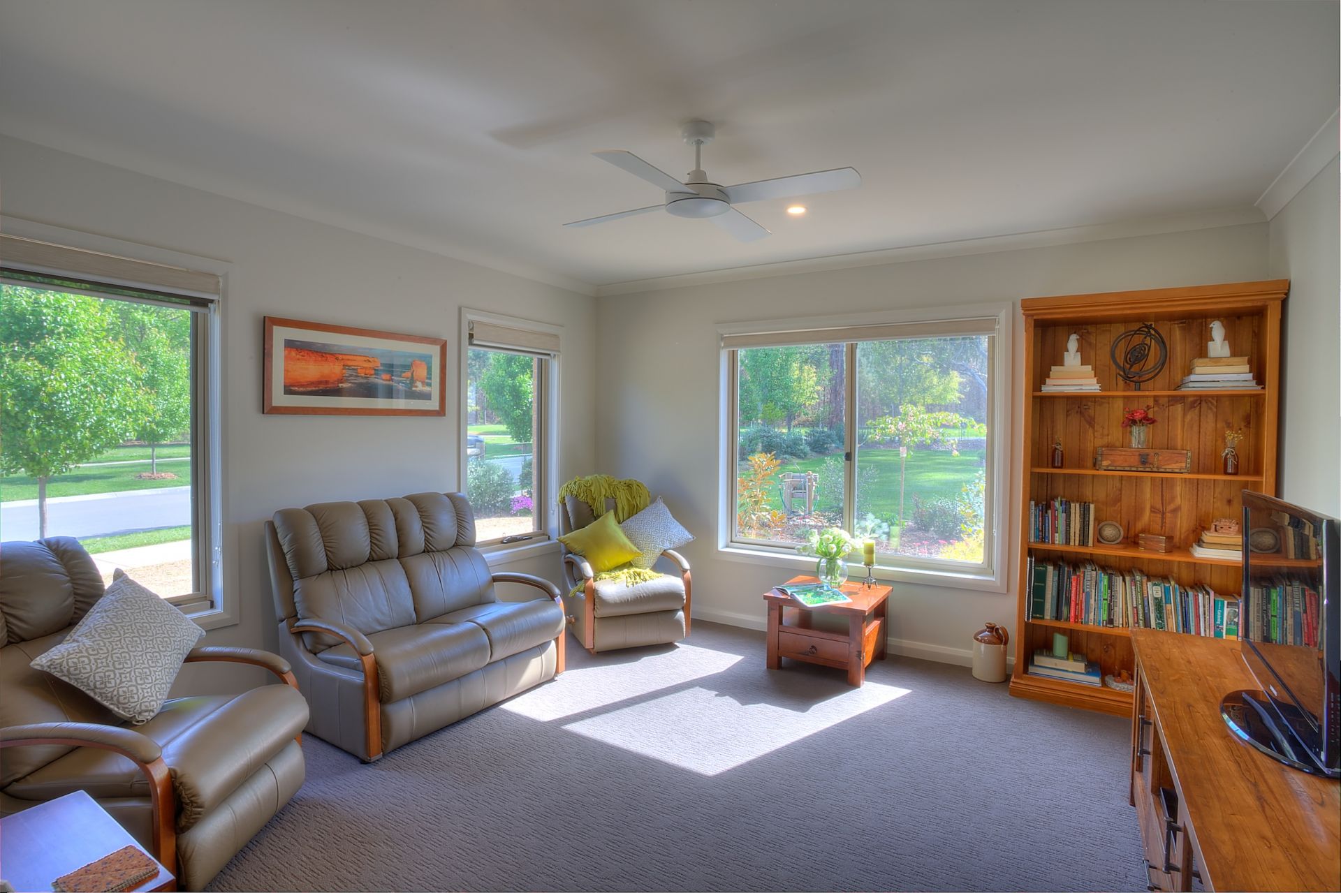 1 Karnu Court, Bright Dickens Real Estate