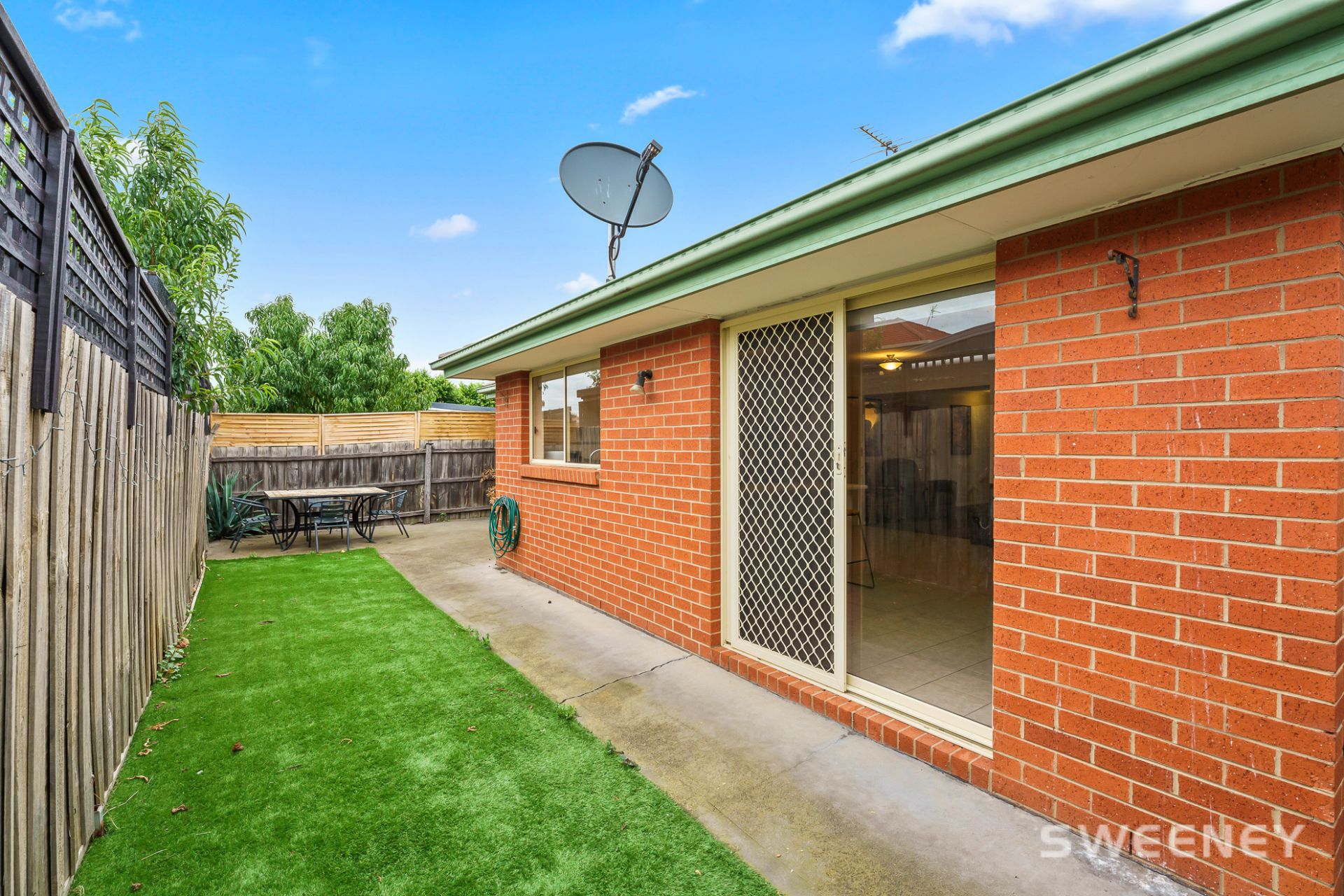 2/10 Dillon Court, ALTONA MEADOWS Sweeney Estate Agents