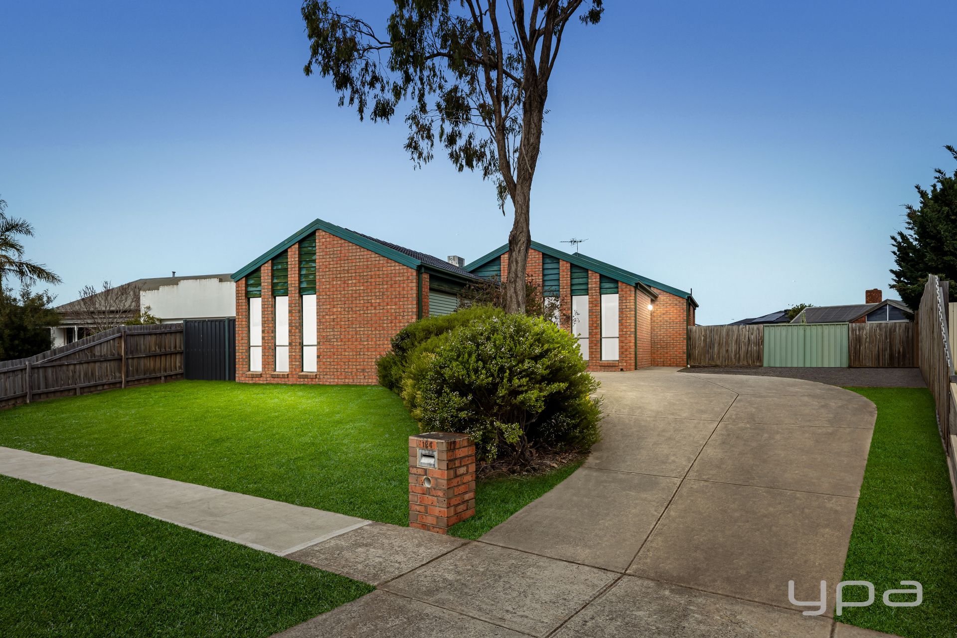 124 Westleigh Drive, Werribee YPA Estate Agents