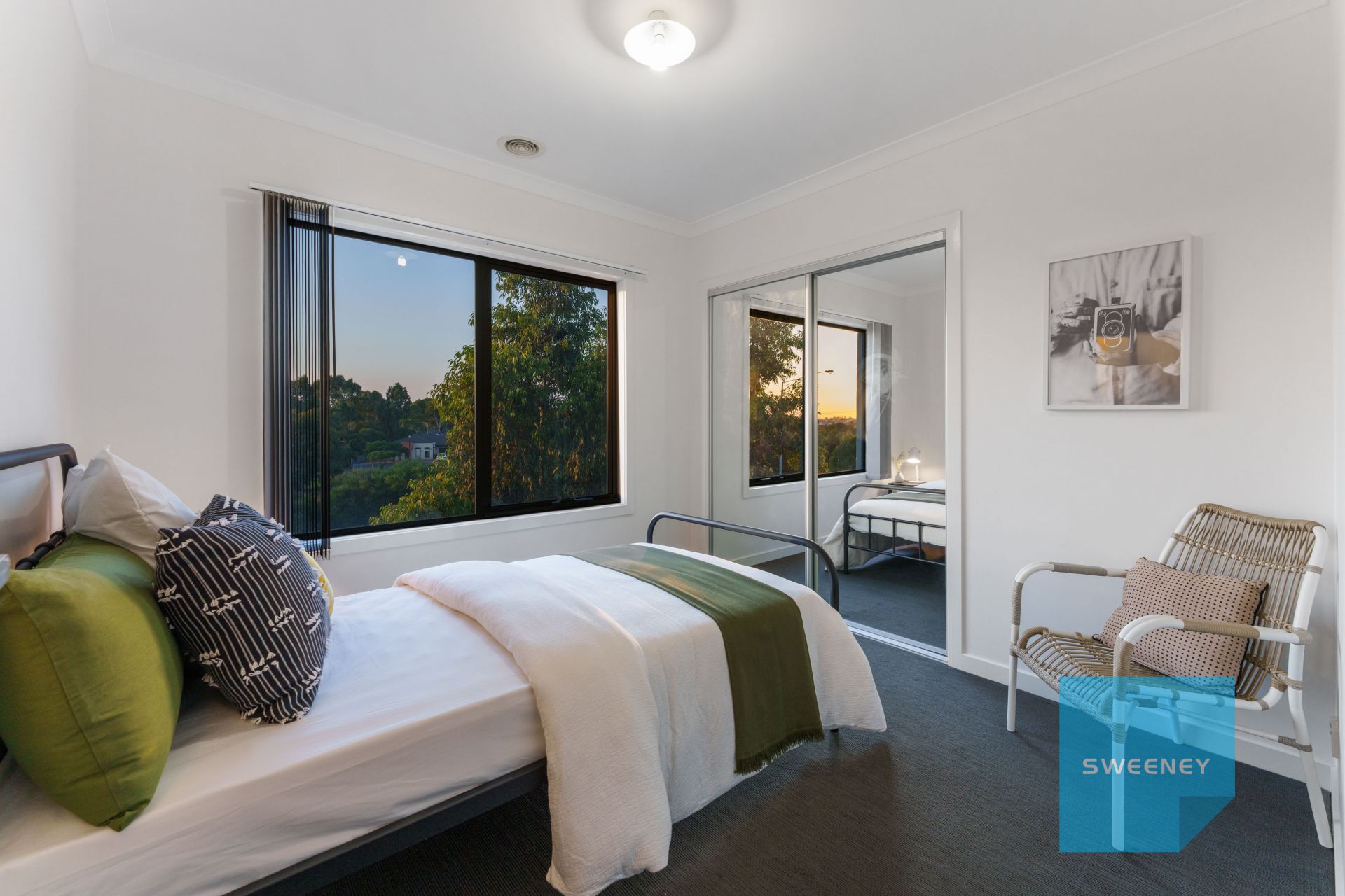 32/79 Lancefield Drive, CAROLINE SPRINGS Sweeney Estate Agents