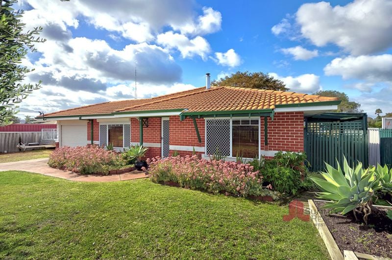 Real Estate For Sale 23 Millard Street Eaton , WA