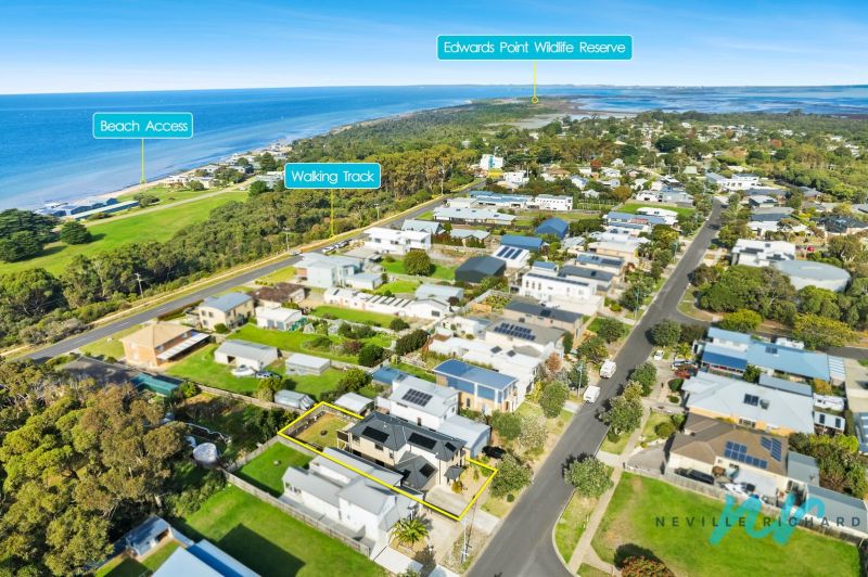 39 Mainsail Drive, St Leonards Neville Richards Real Estate