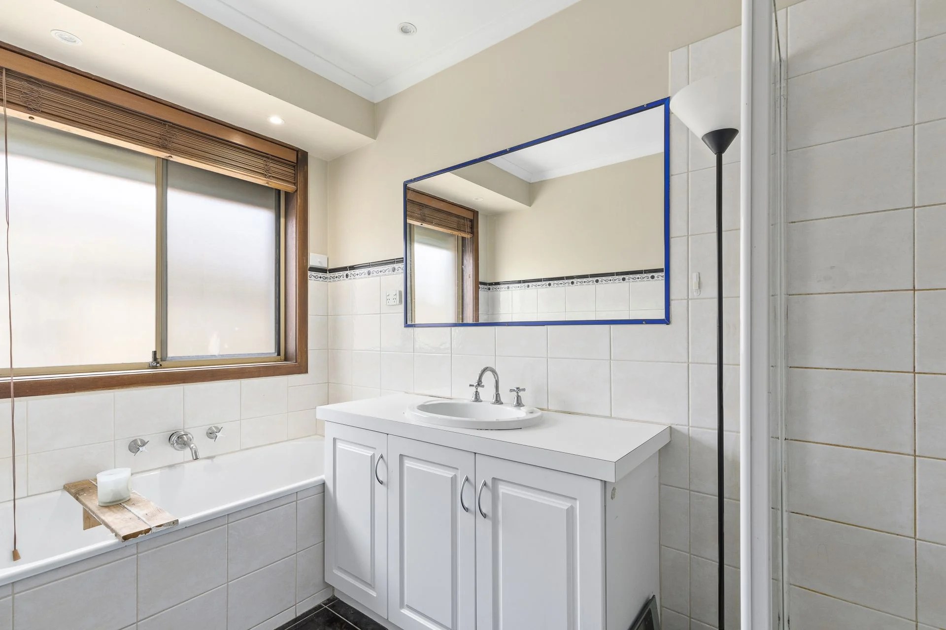 Real Estate For Sale 208 Roycroft Avenue Mill Park , VIC