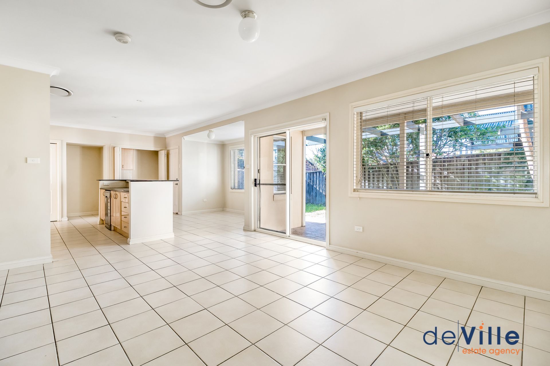 16/36 Francis Street, Castle Hill deVille Estate Agency