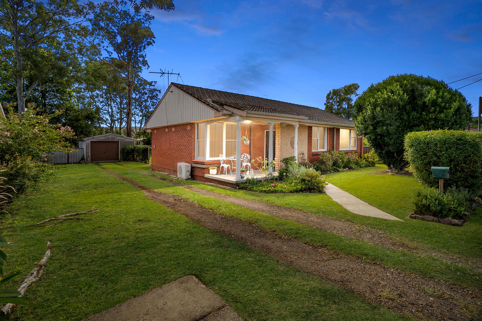 Real Estate For Sale 5 Dilkera Avenue Valentine , NSW