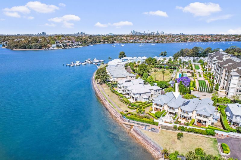 Real Estate For Sale 34 Rosemeadow Drive Cabarita , NSW