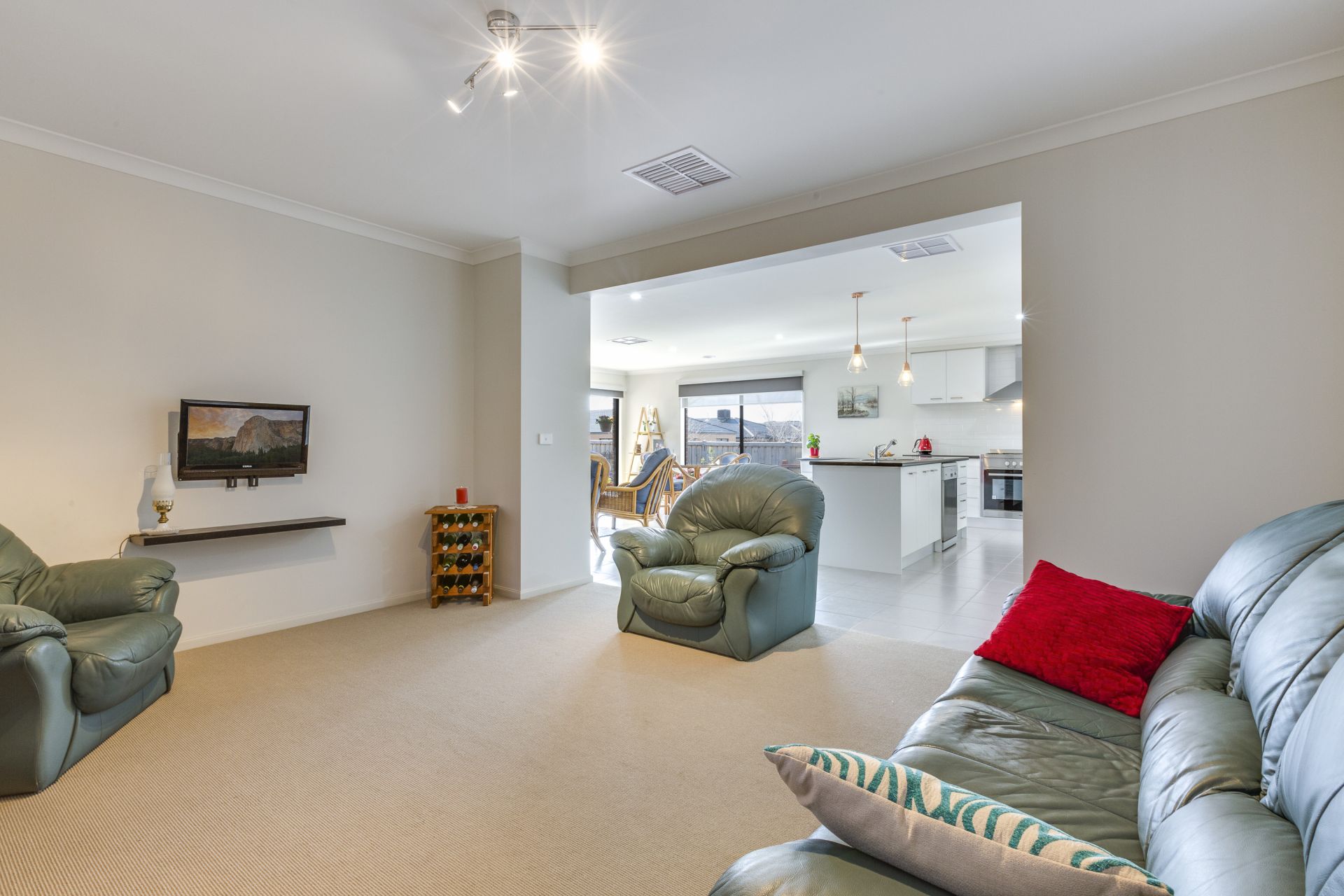 74 Stonehill Drive, Bacchus Marsh Sweeney Estate Agents