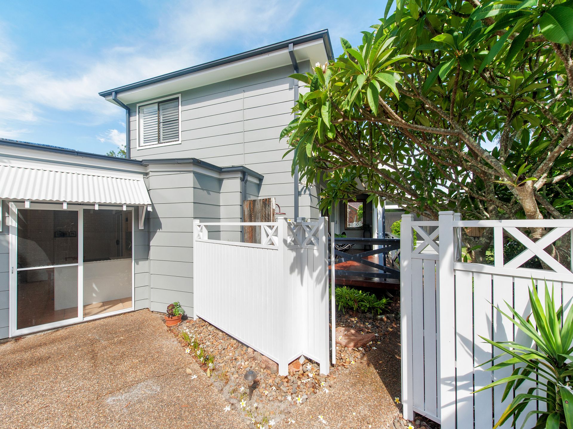 Real Estate For Sale 14 Shoal Bay Avenue Shoal Bay , NSW