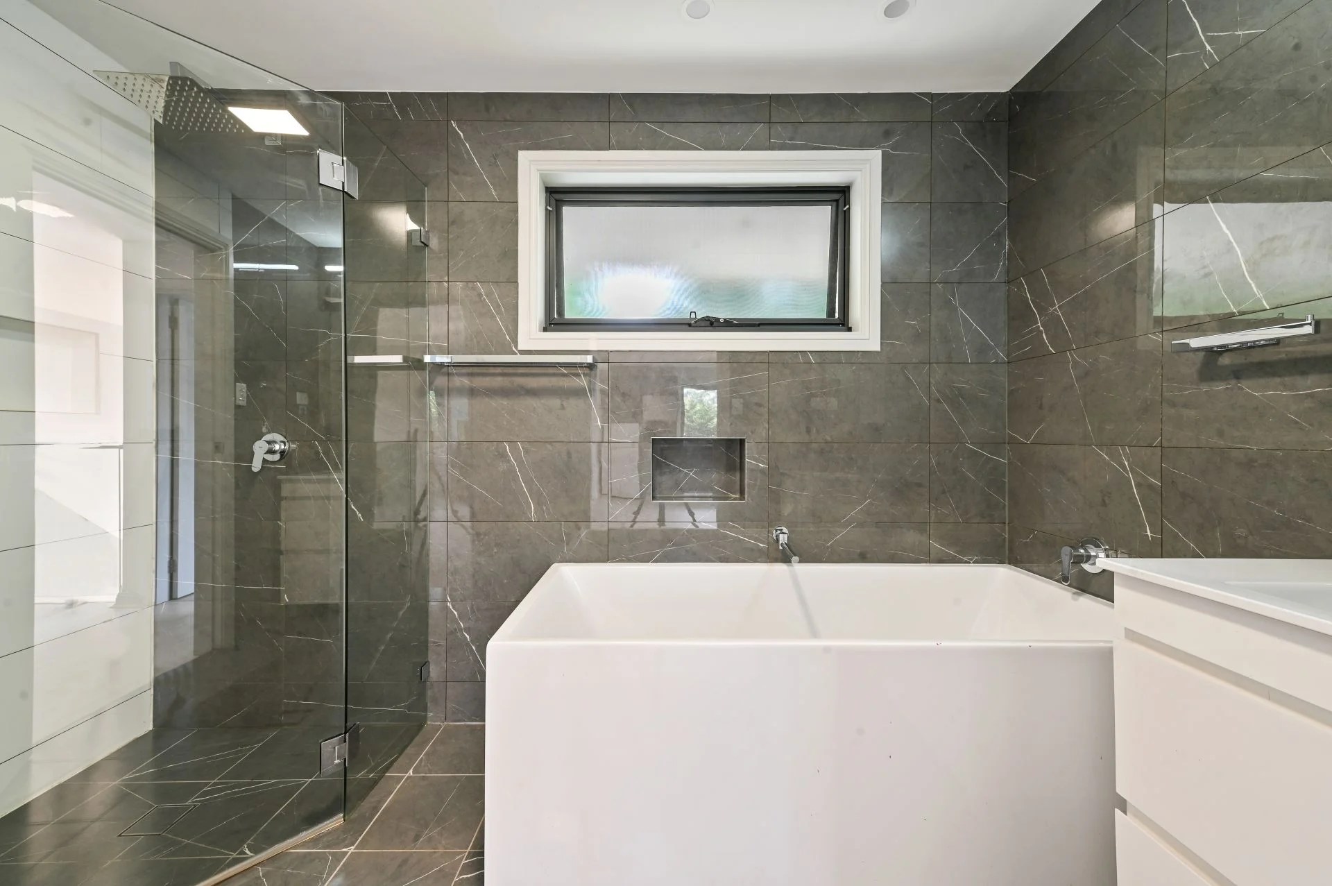 Real Estate For Lease 10A Frith Avenue Normanhurst , NSW