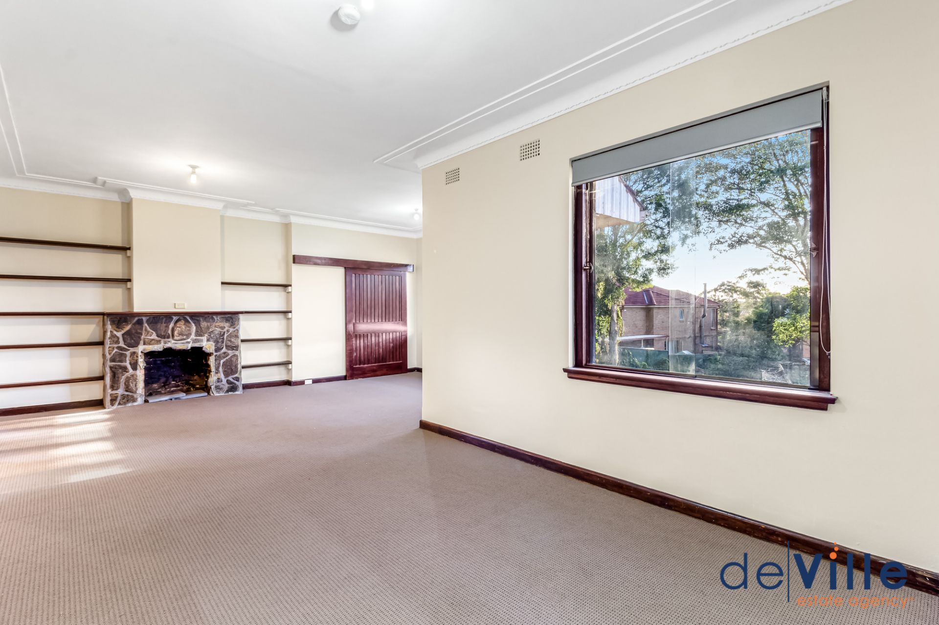 184a Old Northern Road, Castle Hill deVille Estate Agency