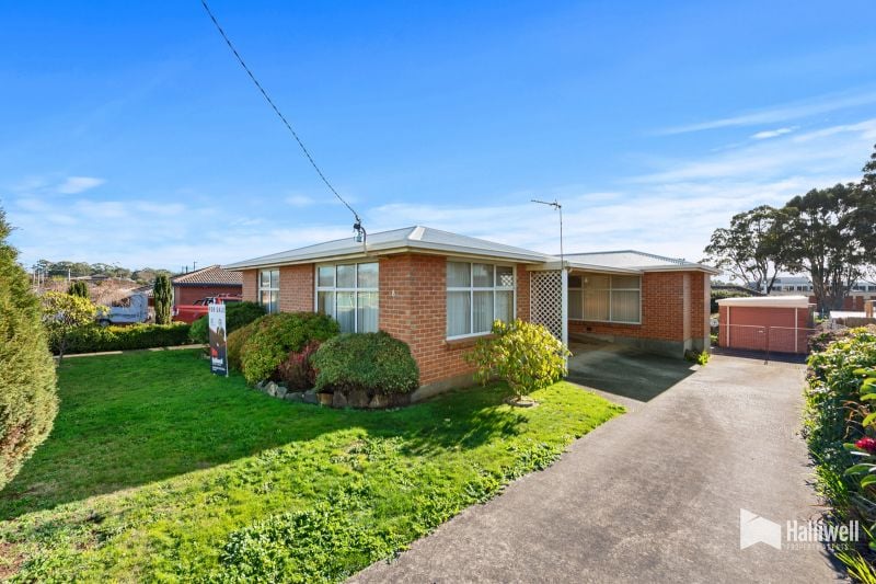 8 Willow Avenue, Devonport Halliwell Property Agents