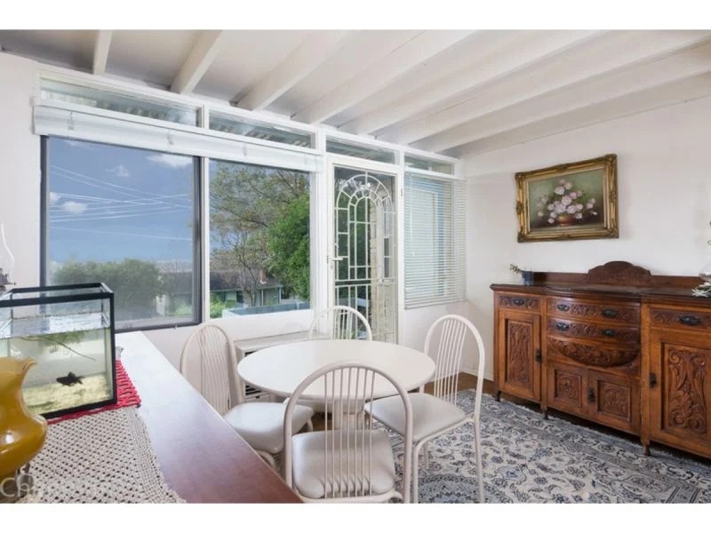 2 Mount Street, Glenbrook Chapman Real Estate