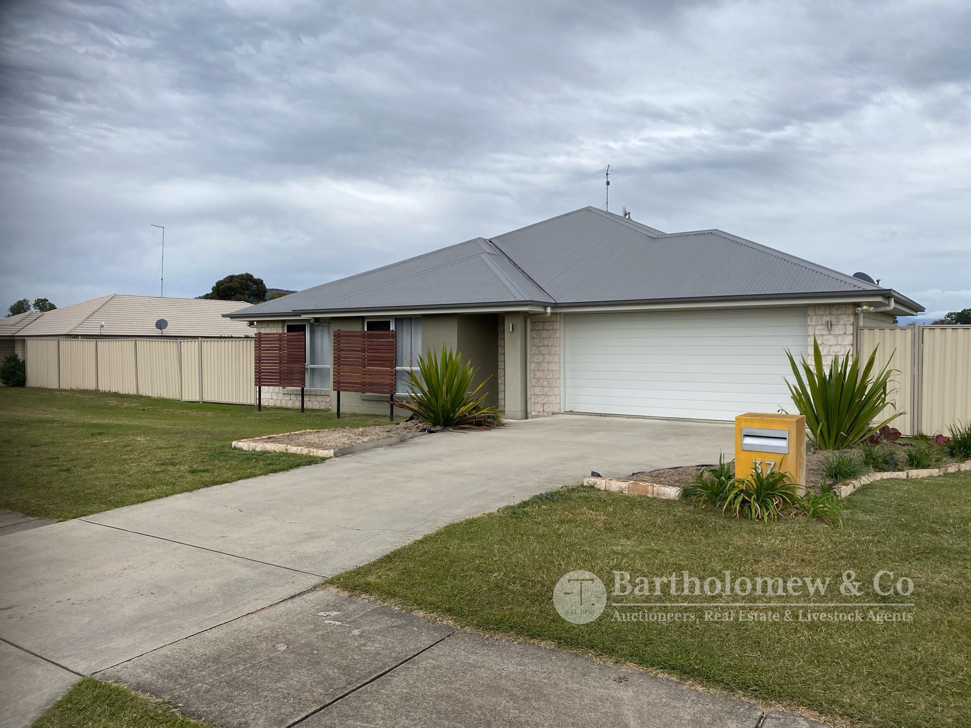 Real Estate For Lease 3739 Settlers Drive Kalbar , QLD