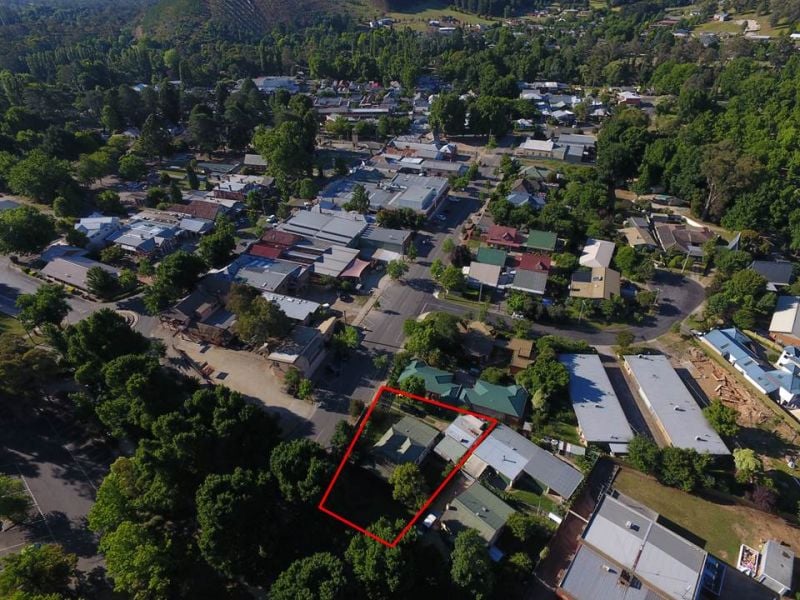 1 Cobden Street, Bright Dickens Real Estate