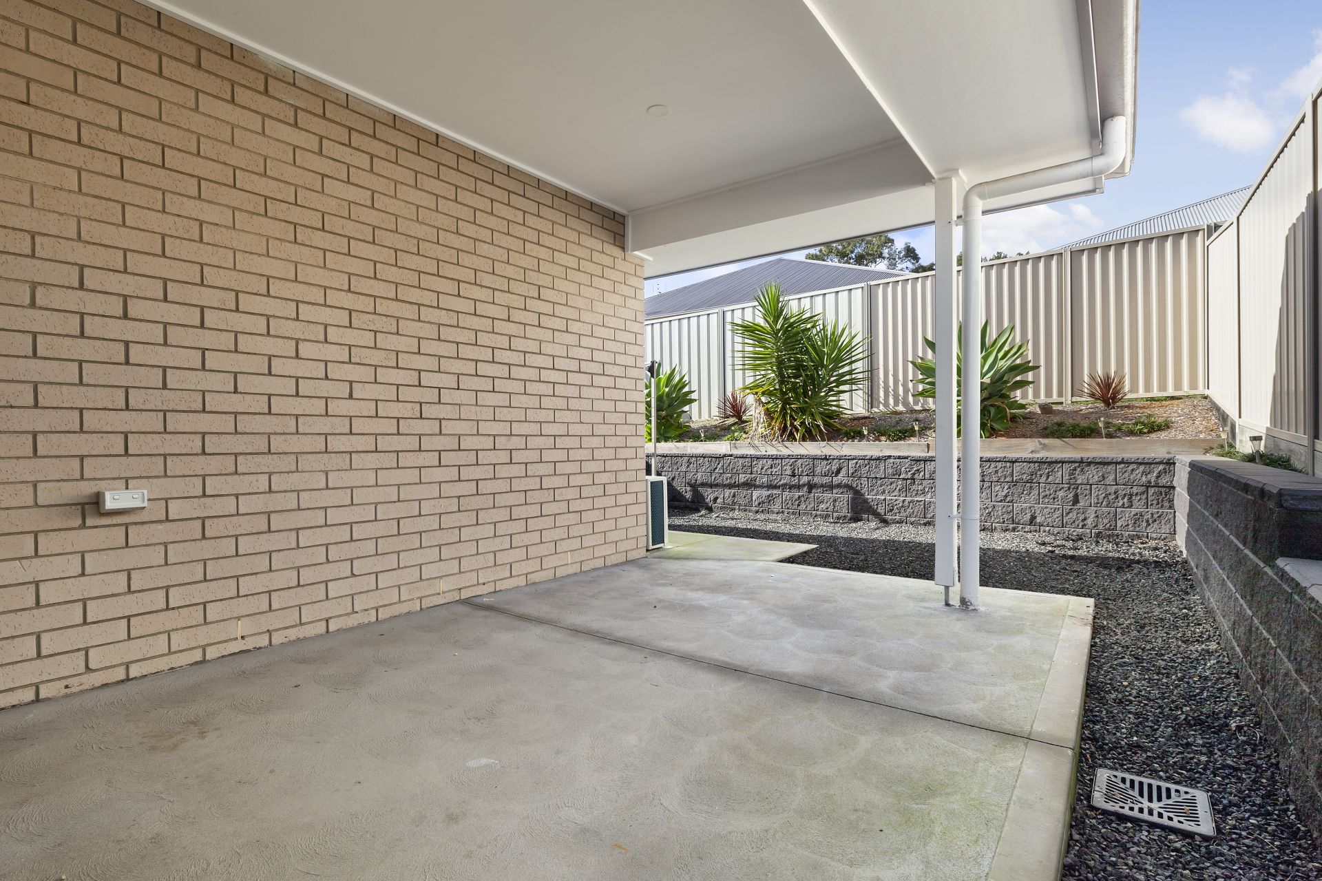 Real Estate For Lease 16a Mornington Circuit Gwandalan , NSW