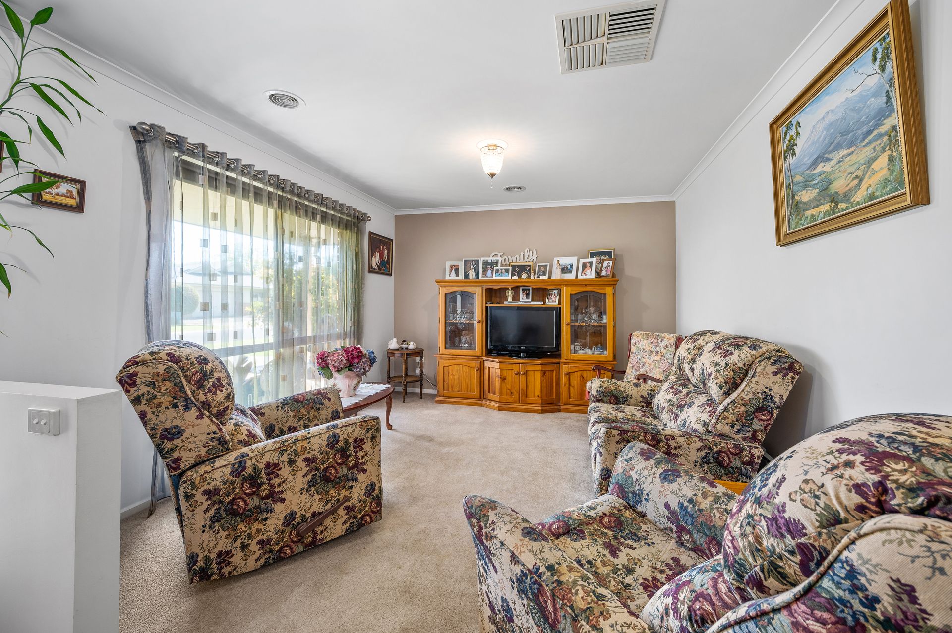 10 Jordyn Terrace, Wangaratta OBrien Real Estate