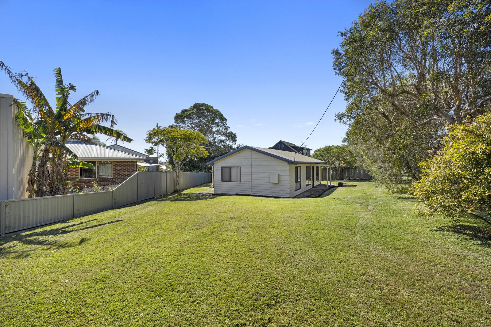 Real Estate For Sale 46 Ocean View Road Arrawarra Headland , NSW