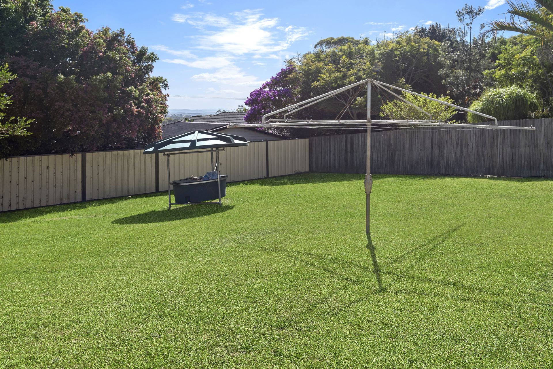 10 Toongara Avenue, Bateau Bay Whiteman Property