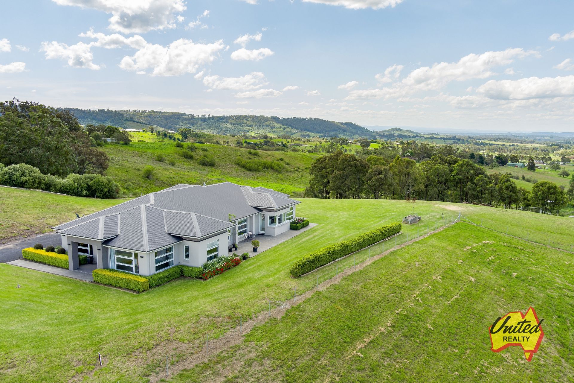 676 Menangle Road, Douglas Park United Realty