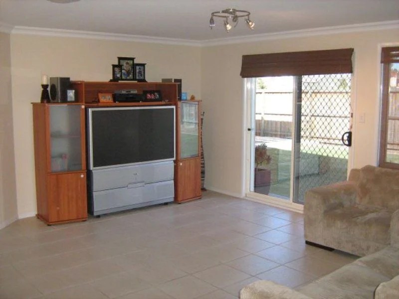 Real Estate For Sale 63 Governors Way Macquarie Links , NSW