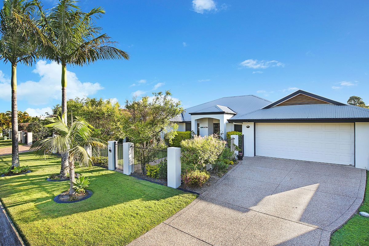 Real Estate For Sale 10 Resolution Street Pelican Waters , QLD