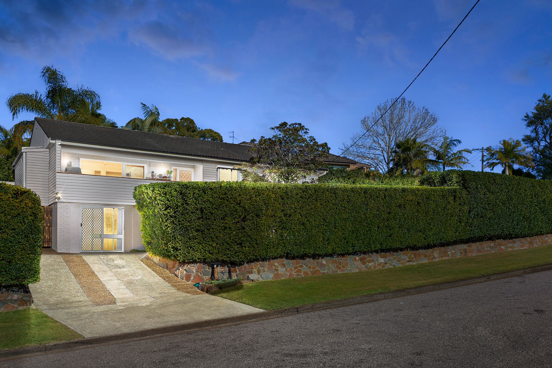 Real Estate For Sale 7 Haynes Avenue Eleebana , NSW