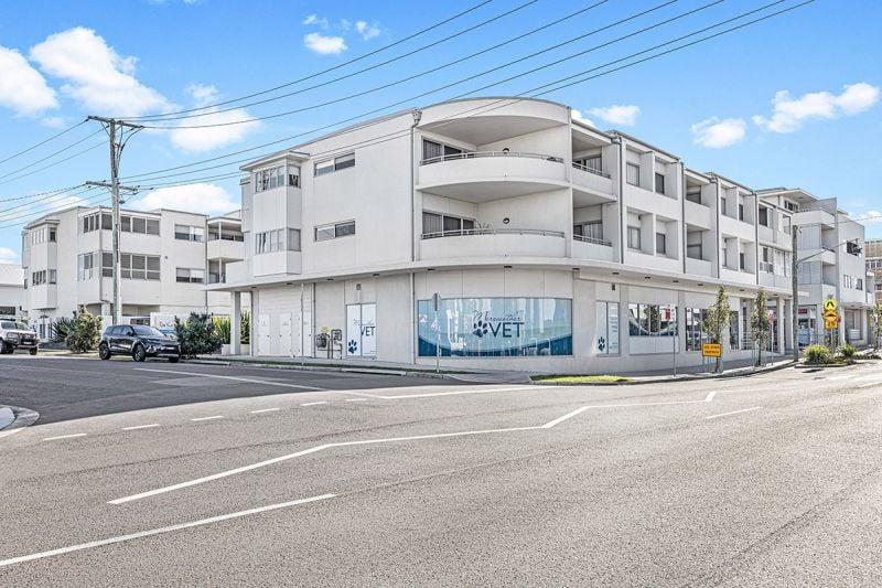 215/27 Llewellyn Street, Merewether Shiels+Co Property