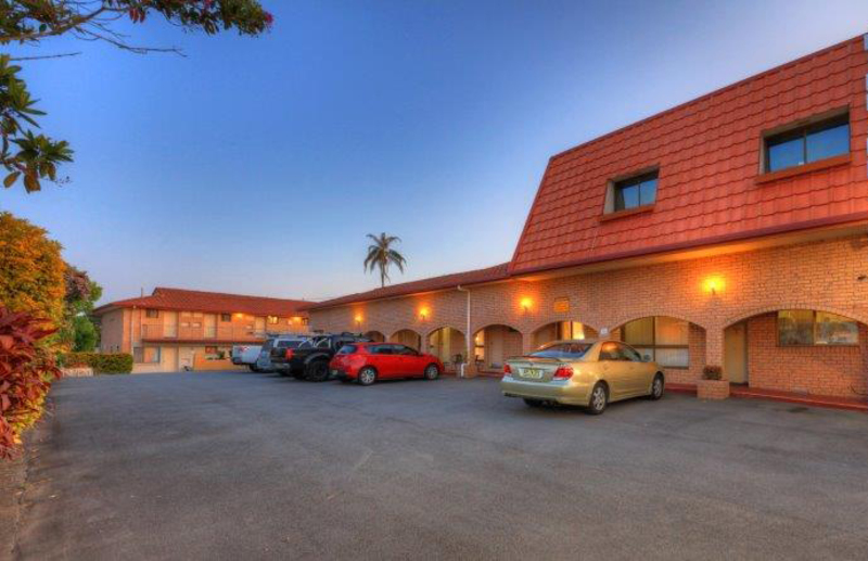 Manenti Quinlan & Associates Motel For Sale, MOTEL LEASEHOLD FOR SALE