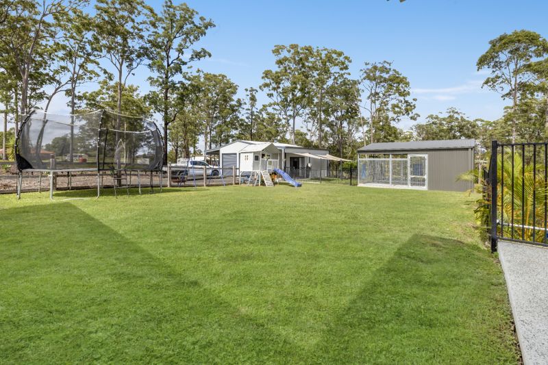 Real Estate For Sale 61 Waratah Drive Yarravel , NSW