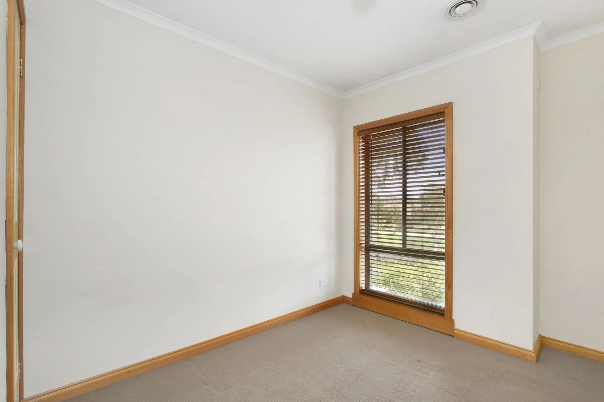 Real Estate For Lease 23 Vincent Drive South Morang , VIC