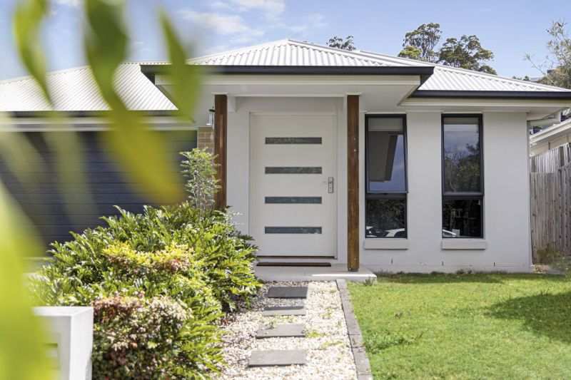 Real Estate For Sale 203 Riverstone Crossing Maudsland , QLD