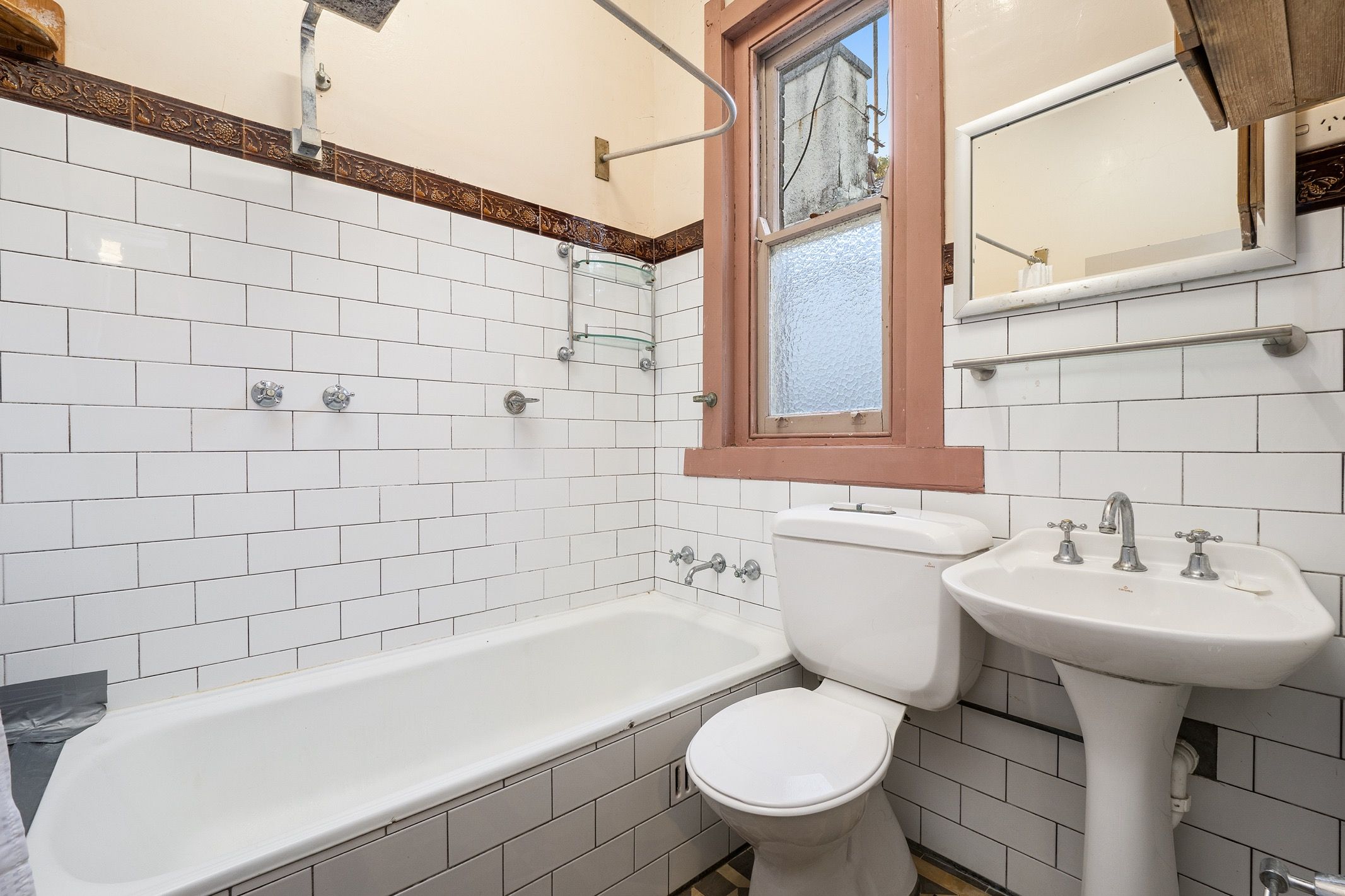 Olsen Romano Estate Agents Real Estate For Sale 46 Wardell Road