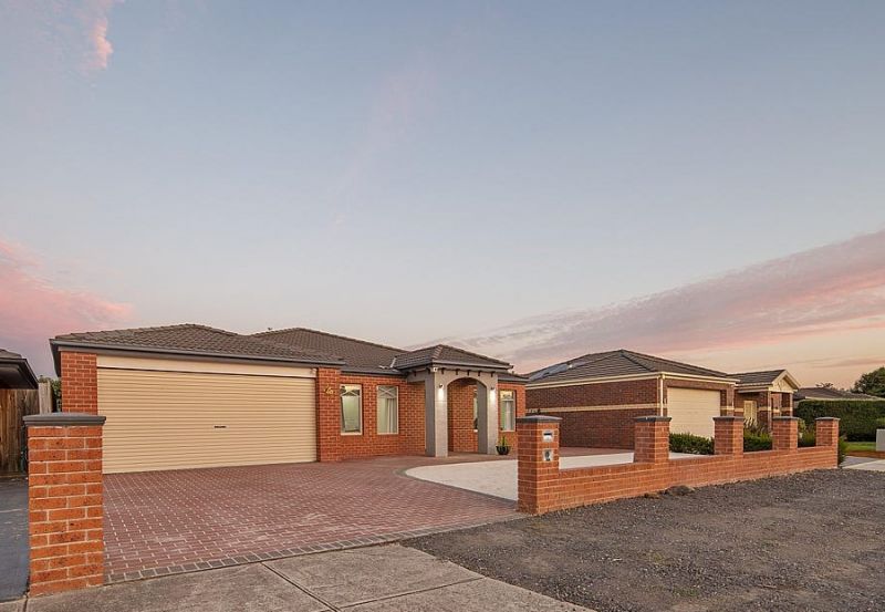 48 Jindabyne Avenue, Taylors Hill OBrien Real Estate