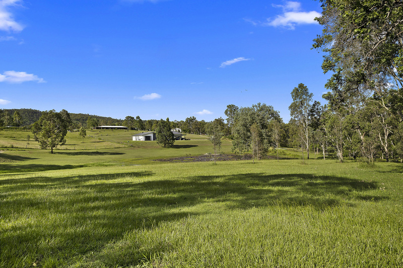 Real Estate For Sale 27 Randall Lane Samford Valley , QLD