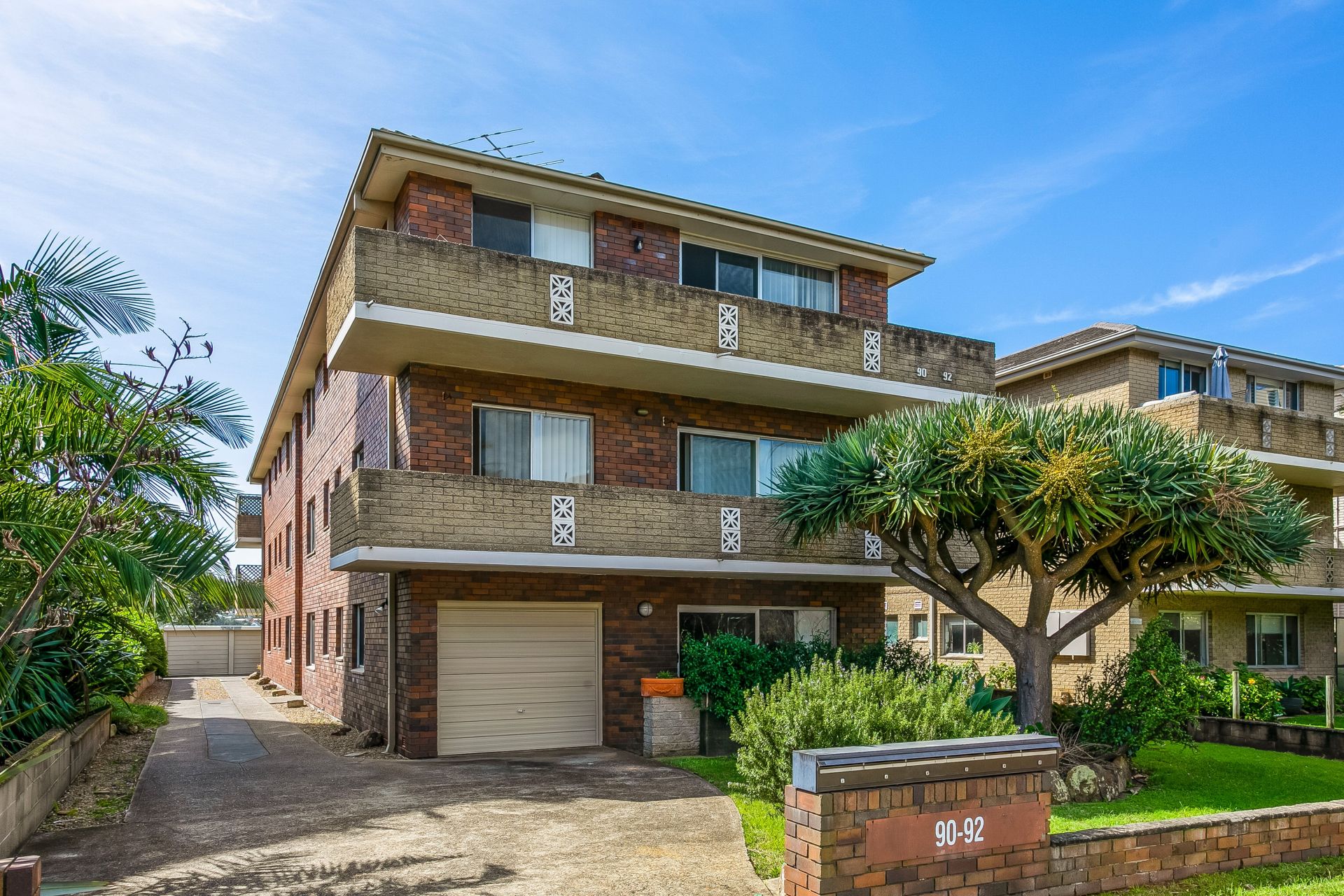 Real Estate For Lease 3/90 Dee Why Parade Dee Why , NSW