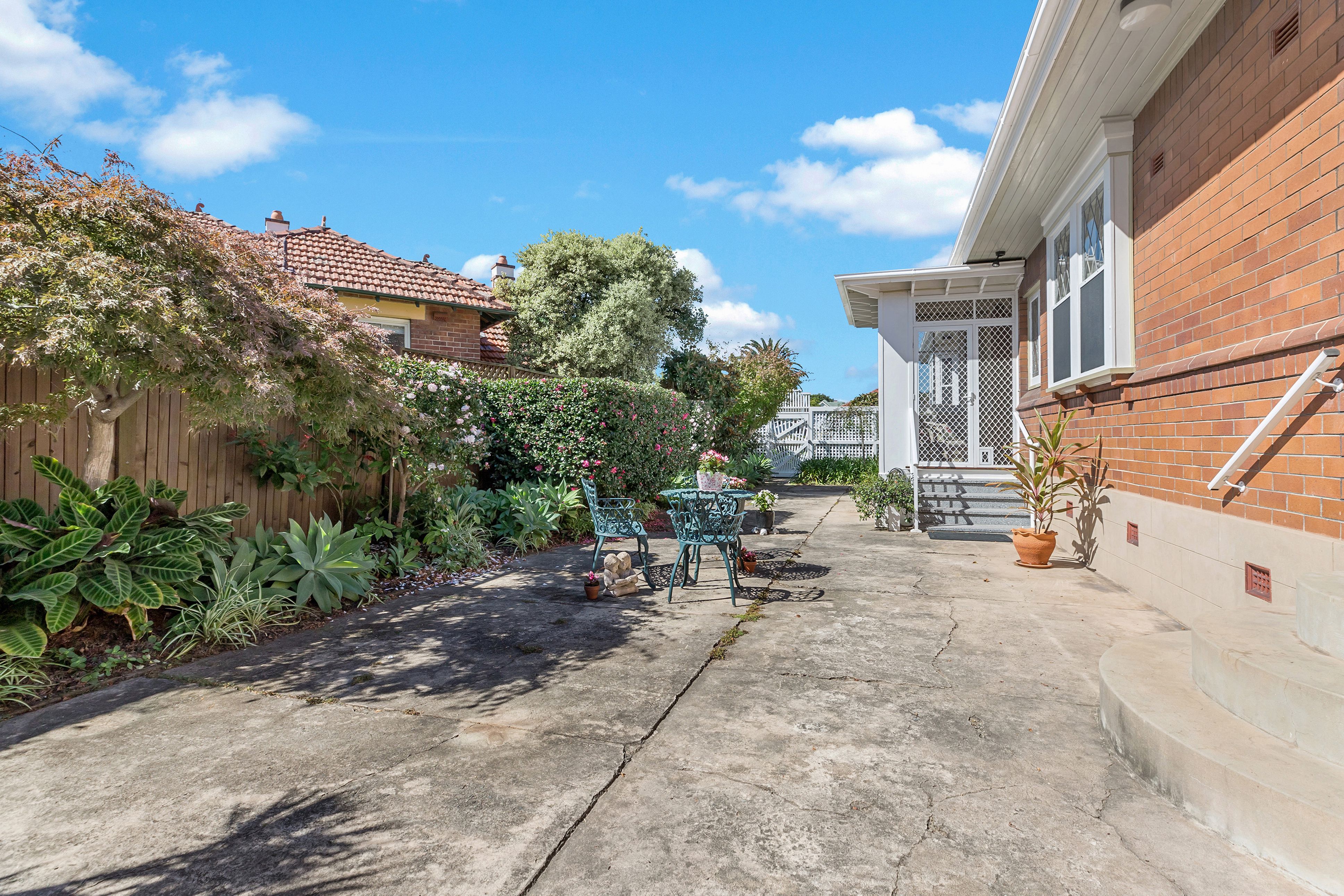 Real Estate For Sale *30 Silsoe Street Hamilton South , NSW