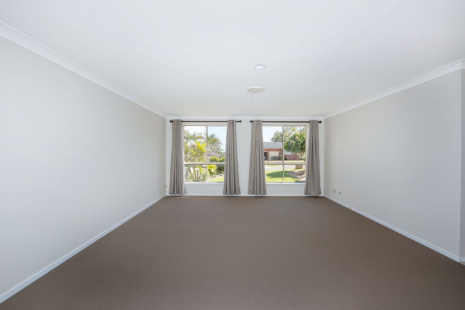 19 Clearwater Crescent, Port Macquarie HEM Real Estate