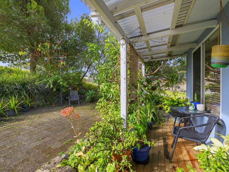 Real Estate For Sale 76 Valla Beach Road Valla Beach , NSW