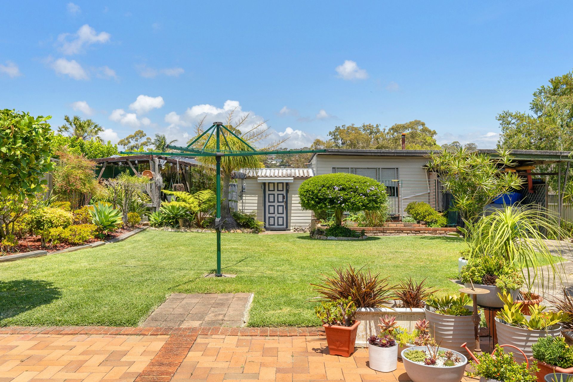Real Estate For Sale 18 Sixth Avenue Loftus , NSW