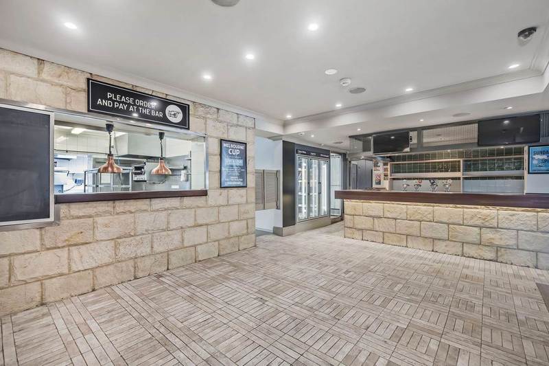 Manenti Quinlan & Associates Hotel For Sale, Freehold for Sale