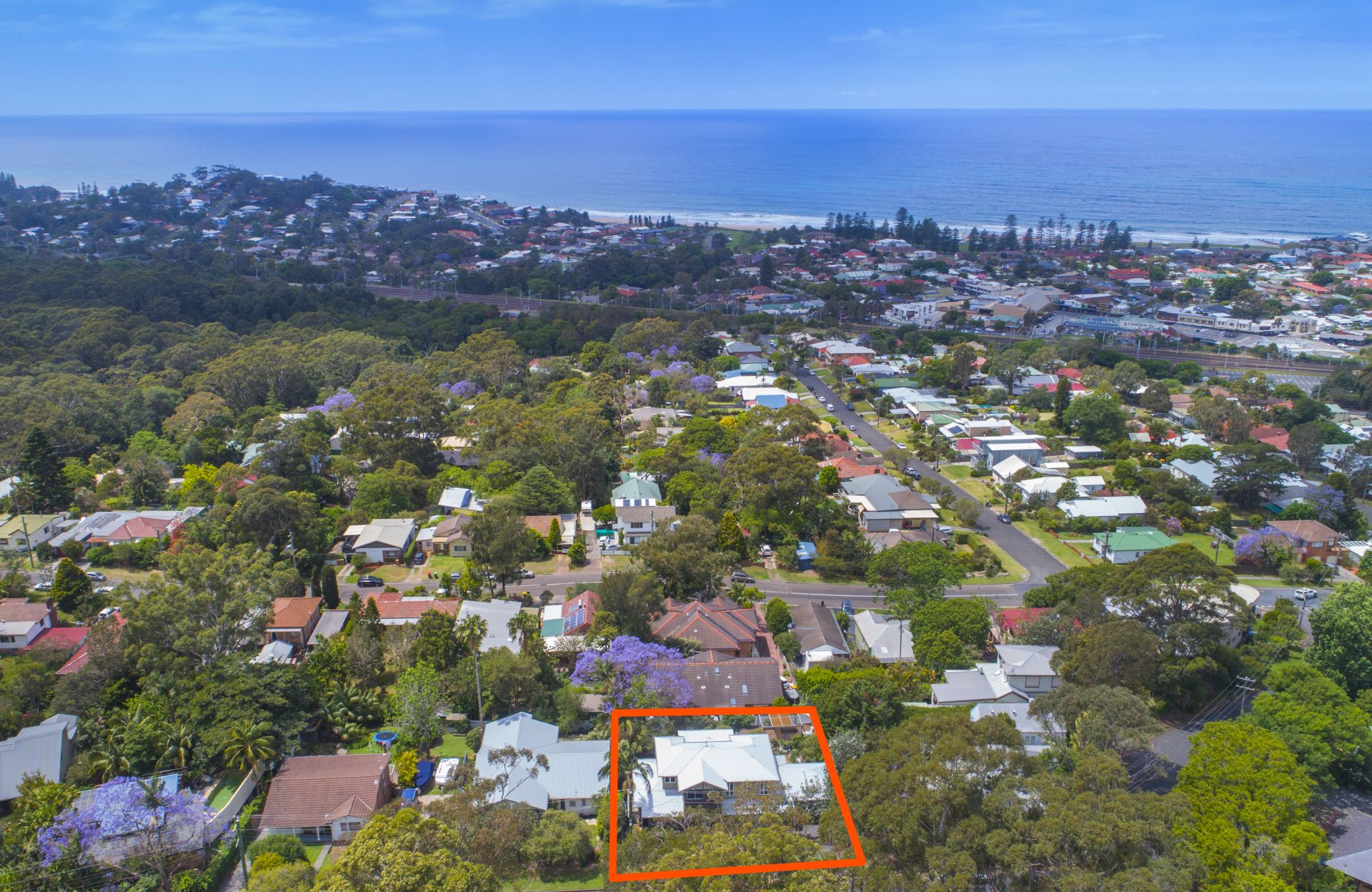 Sold property 1700000 for 1 Treetop Glen Thirroul , NSW 2515