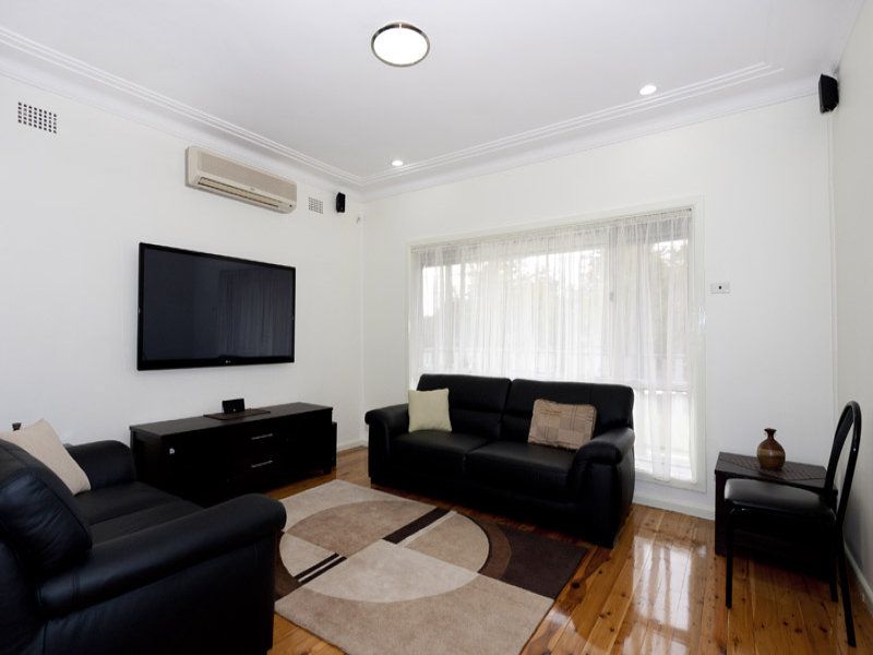 Real Estate For Sale 65 Bradbury Avenue Campbelltown , NSW