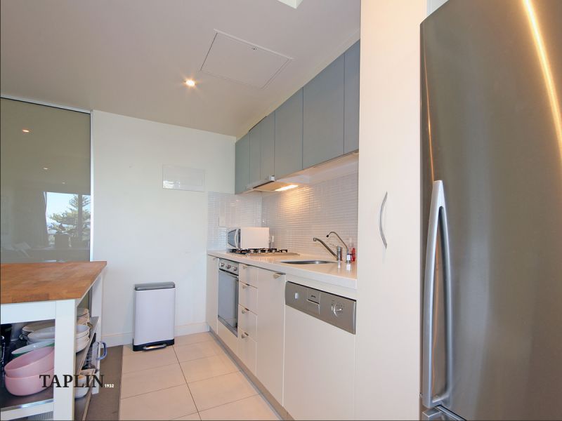 Level 6/609/19 Holdfast Promenade, Glenelg Taplin Real Estate