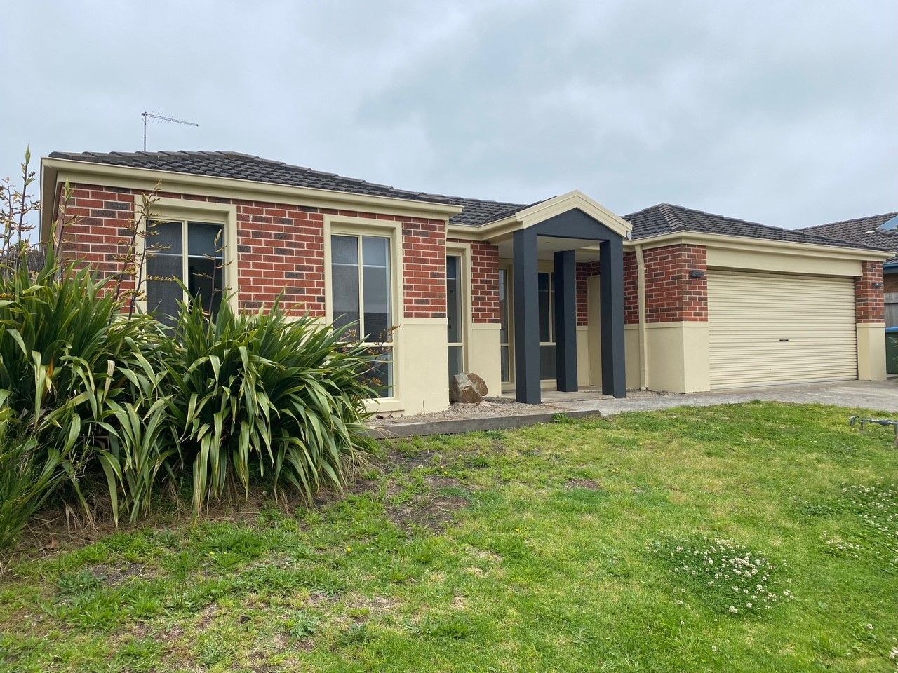 Real Estate For Lease 12 Bagshot Court Mornington , VIC
