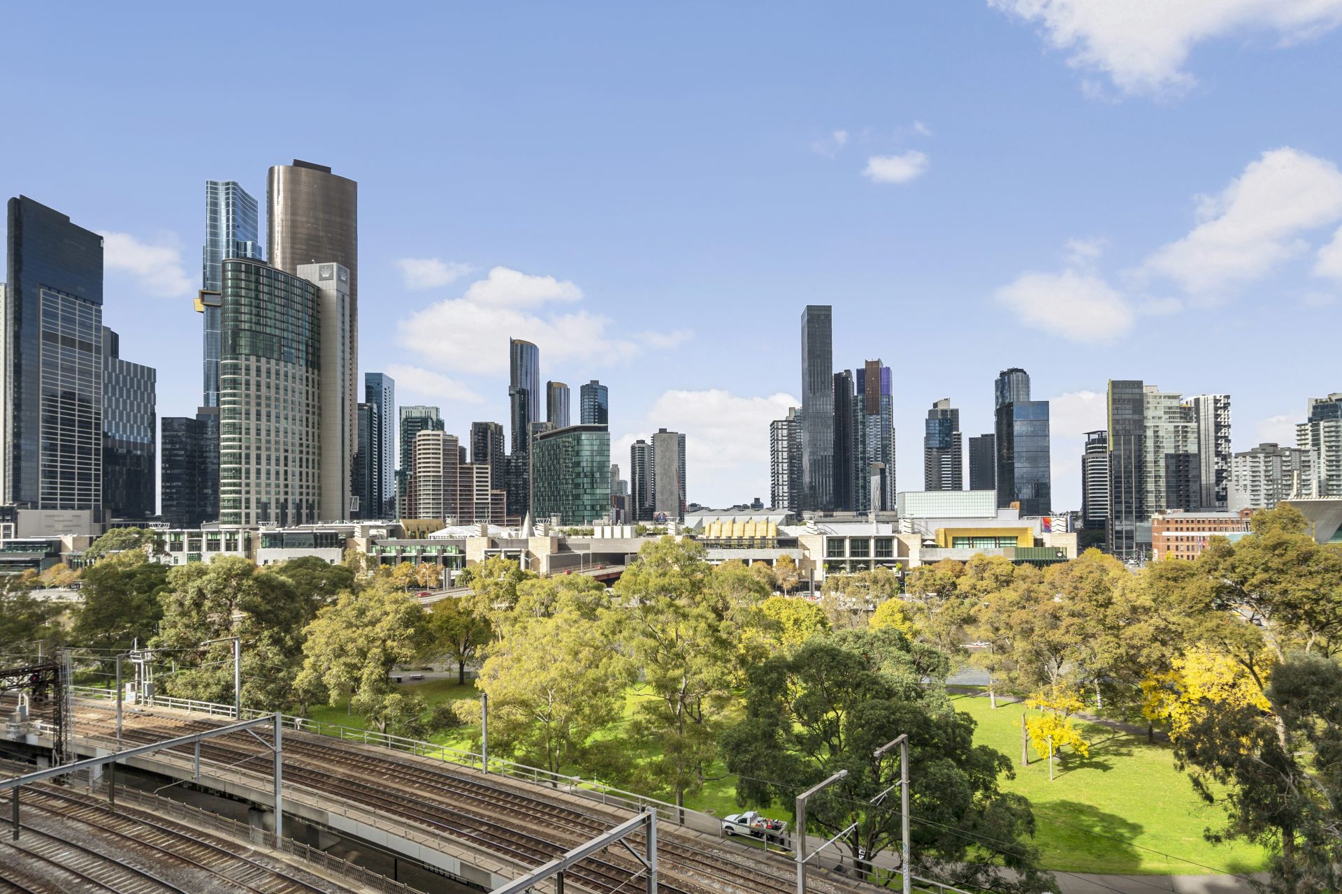 804/565 Flinders Street, MELBOURNE Dingle Partners
