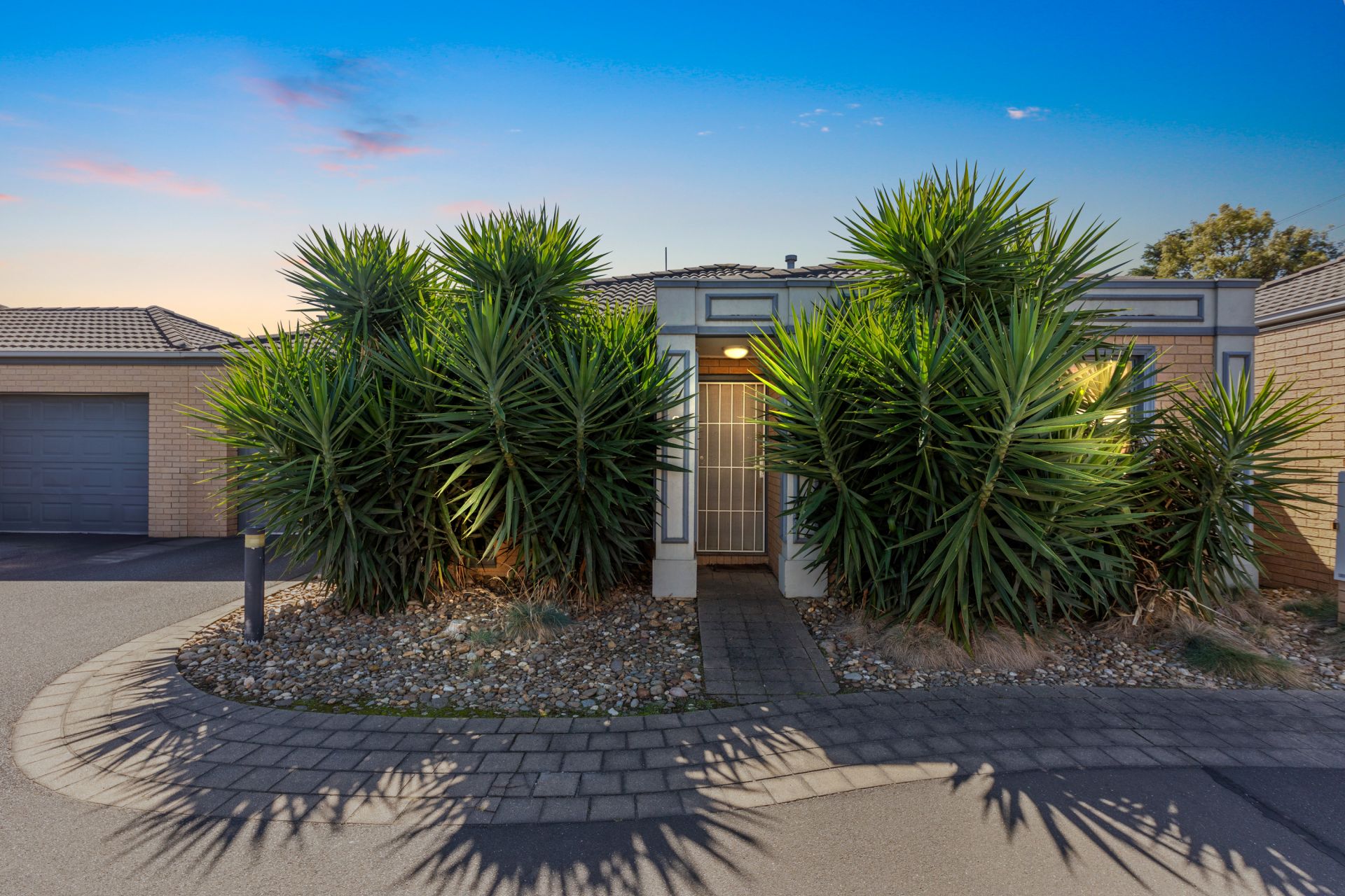 2/4345 Belgrave Hallam Road, Hallam OBrien Real Estate