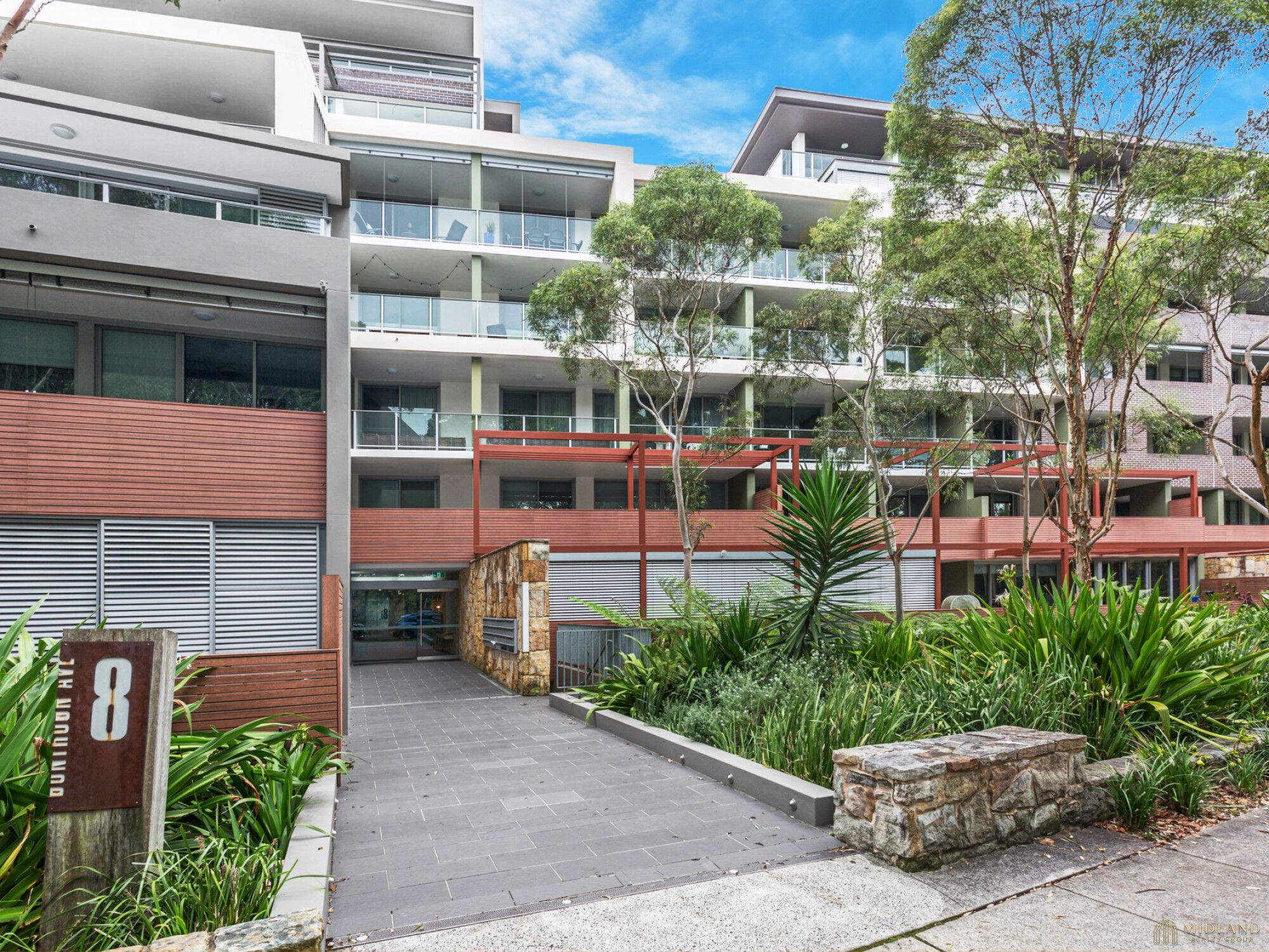 Midland Realty Group Real Estate For Sale 501/8 Duntroon Avenue