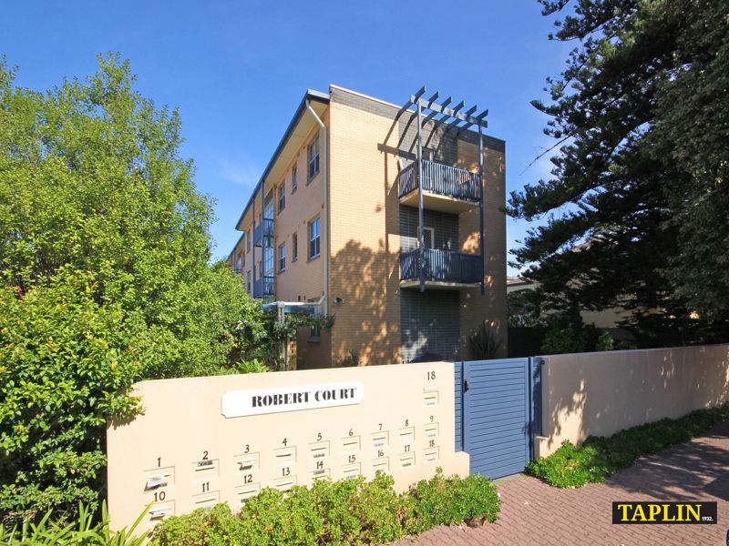 10/18 Robert Street, Glenelg South Taplin Real Estate