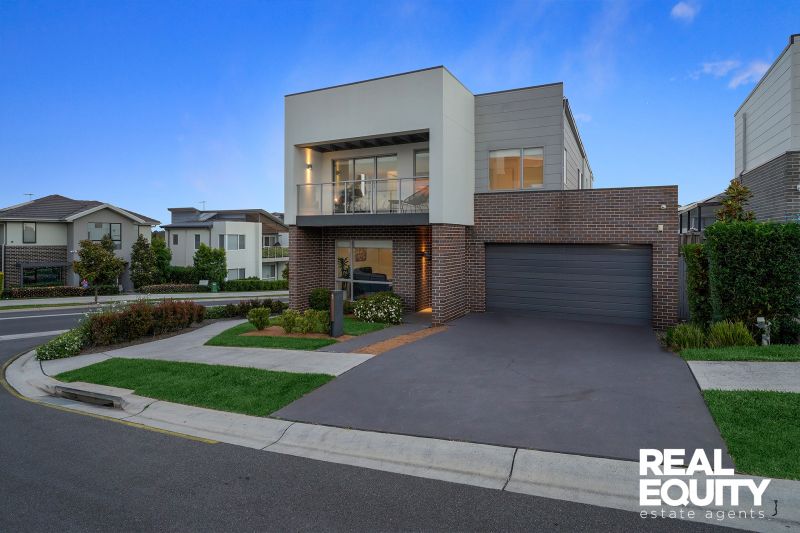 Real Estate For Sale 1 Nairn Place Moorebank , NSW