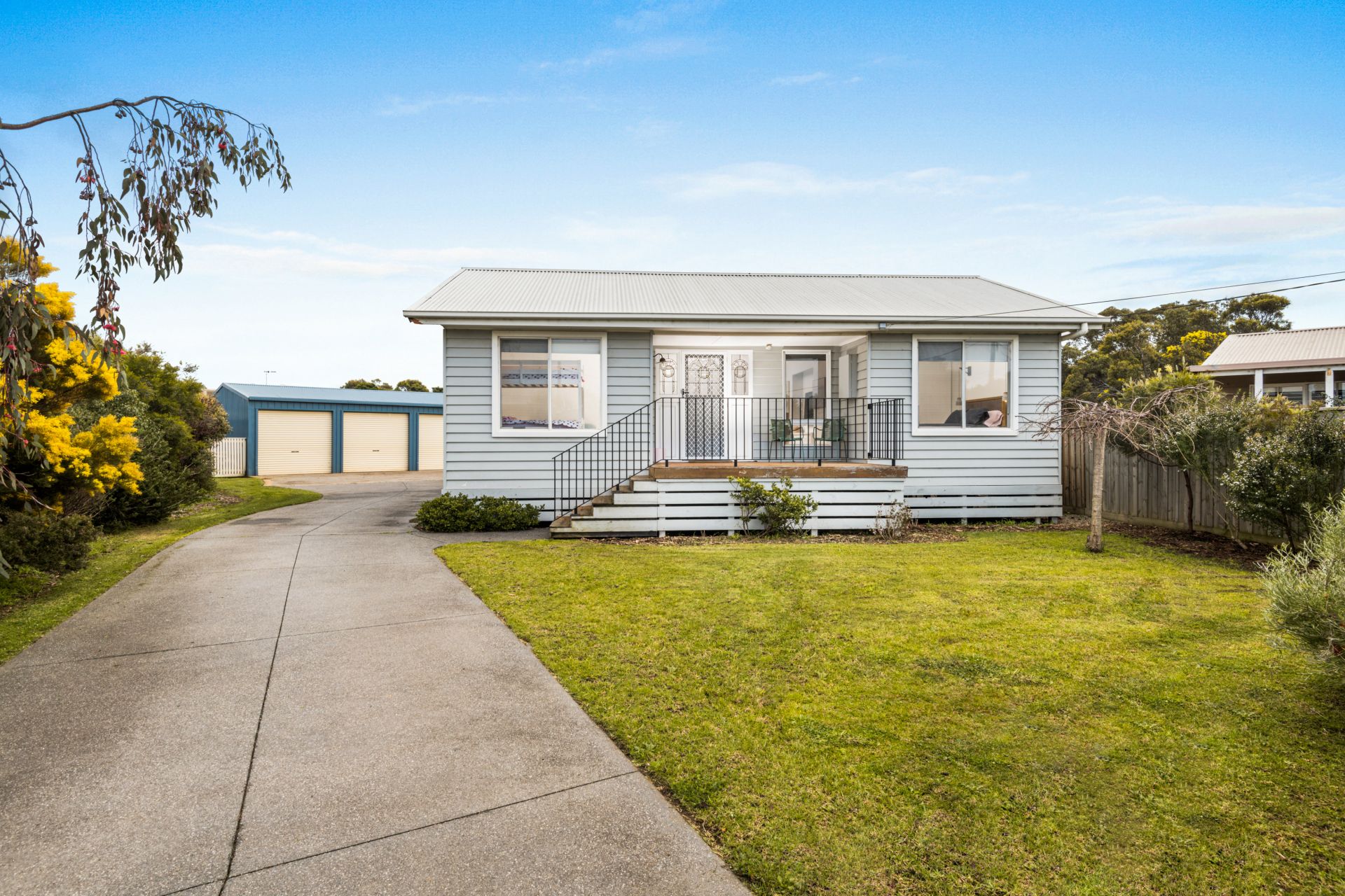 2 Phillip Court, St Leonards Neville Richards Real Estate